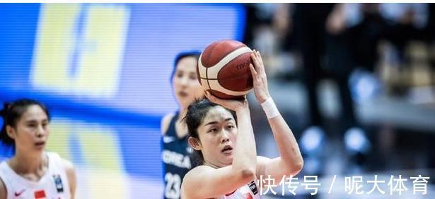 李月汝|54比36!李梦库里附体,命中5记三分球中国女篮碾压尼日利亚女篮