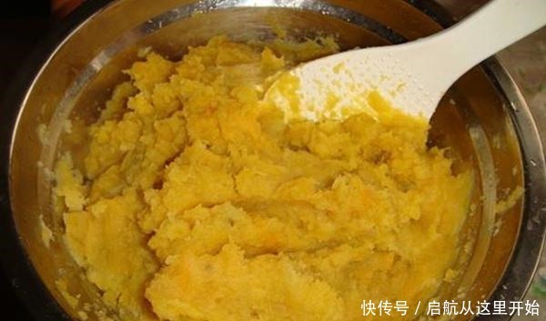 春钓大板鲫,给饵料加鸡个蛋,效果翻几倍!