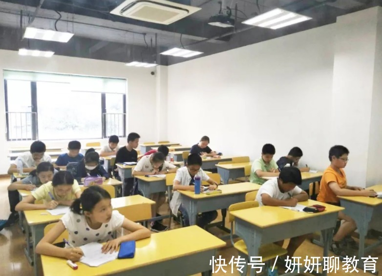 有效率|孩子小学成绩好,初中就变差,原来是家长的教育观念有问题