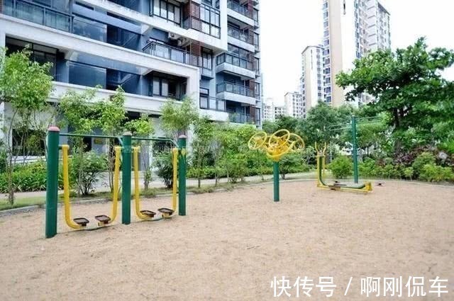 内行人|怎样挑到好房子?内行人透露秘诀:3远3不选,轻松买“楼王”