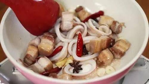  红烧肉|红烧肉不好吃？那是你不会烧，几十年的老一套，试试这样做！