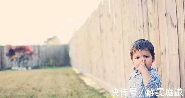 父母|从小“挖鼻孔”的孩子,长大会怎么样医生直言逃不过两种结局