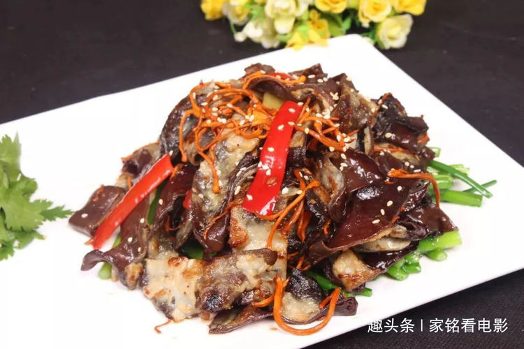 毛木耳|培根娃娃菜,酸豆角炒肉末,鱼蓉酿毛木耳,芦笋焖芦鳝