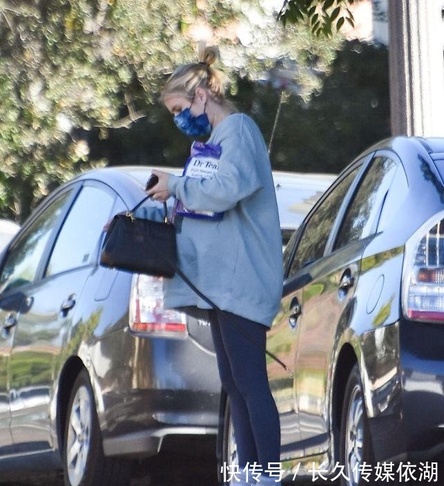 缓震性|德训鞋缓震性好还耐穿,款式复古却挺舒服,带娃逛街都能穿
