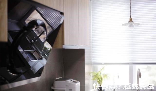 储物空间|52平小户型,竟有三分之二的储物空间,一家四口住着简单又温馨!