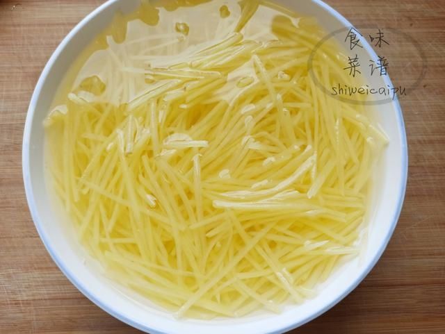 红椒|面馆生意火爆，全凭这5款免费小菜，清口又解腻，掌握方法你也行