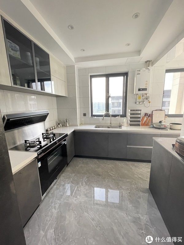 电器|今年大横厅怎么开始流行了？来看看140平的大横厅有多爽