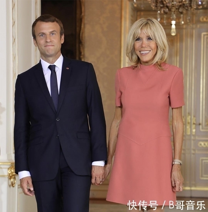 夫人 布丽吉特65岁更气质,一身基础款单品也能很高级,少女真比不了!