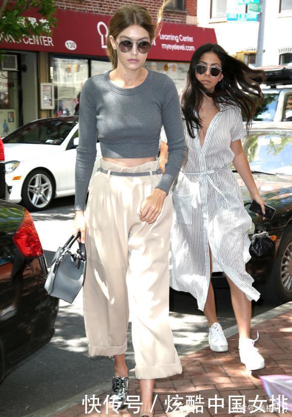 今年流行针织衫+纸袋裤,时髦优雅,怎么穿都好看!