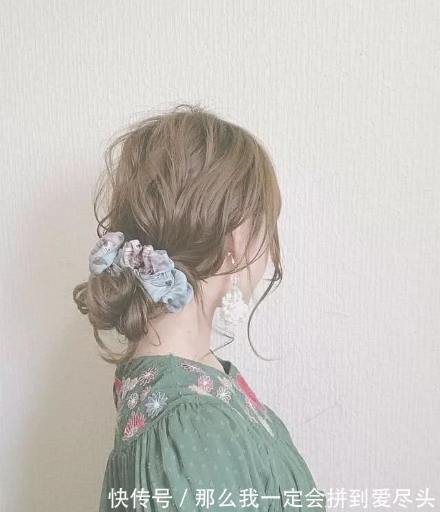 编发 夏日“小清新”编发,给你一个不一样的满分发型,手残党分分钟学会