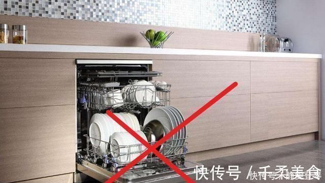 逆阀|新房装修,踩中了12个装修坑,40年的老师傅指着鼻子骂我败家