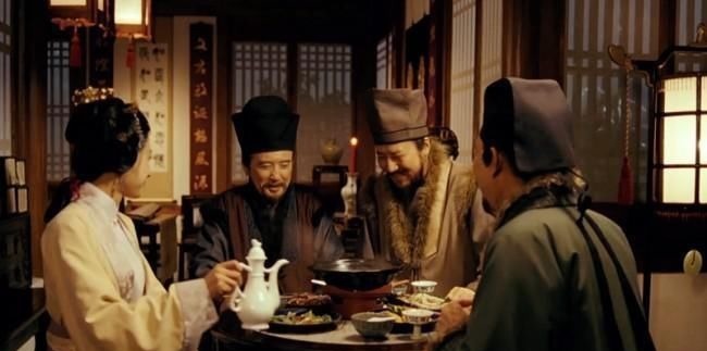 秀才$美女上联:膏可吃,药可吃,膏药吃不得,秀才对出下联抱得美人归