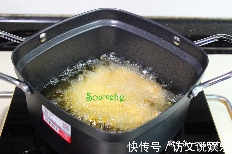 鸡排自己在家做,10元能炸3块,麻辣鲜香,酥脆可口,简单快捷