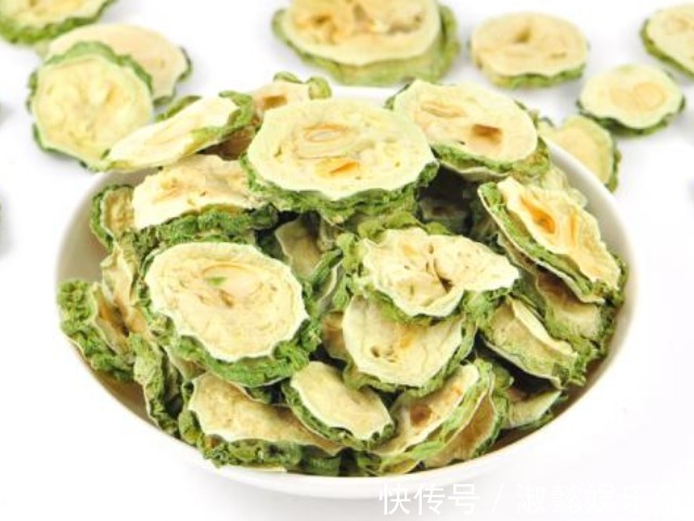 并发症|苦瓜里加点“料”,连吃一周,血糖一降再降,并发症也消失了