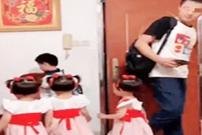 妈妈|大宝想要妹妹,妈妈生了三胞胎,大宝放学回家的情景,暖化了