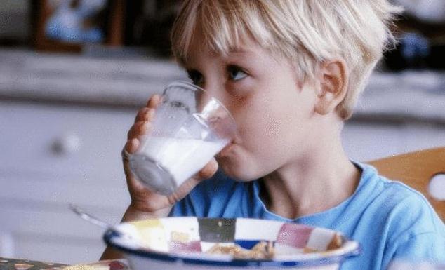 发育|身高遗传不是绝对?生长黄金期常吃6种食物,或可助孩子多长5厘米