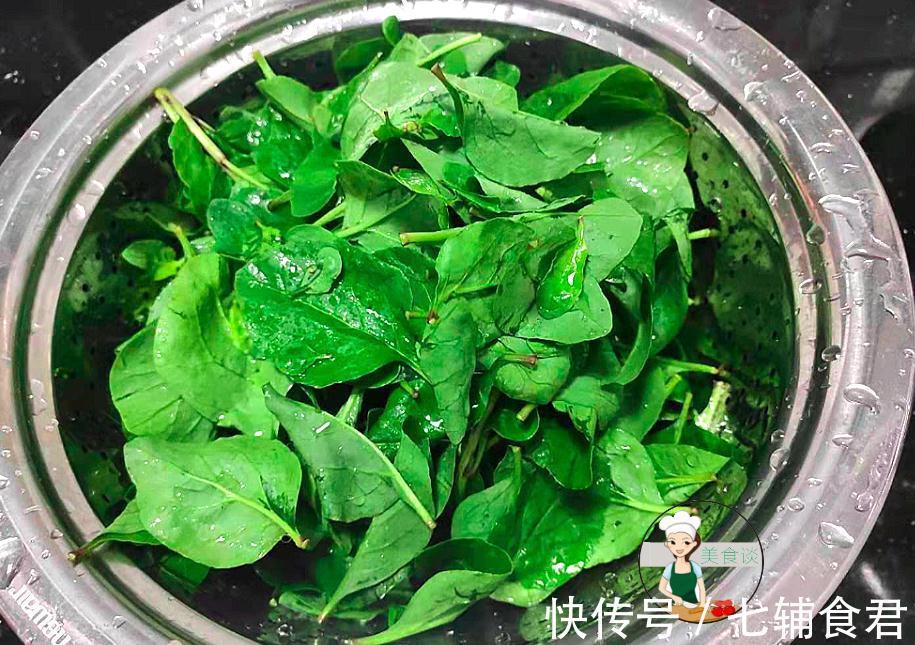 阵子|集市上遇见此菜别手软,过阵子就老了,吃了补肝明目,煮汤好鲜嫩