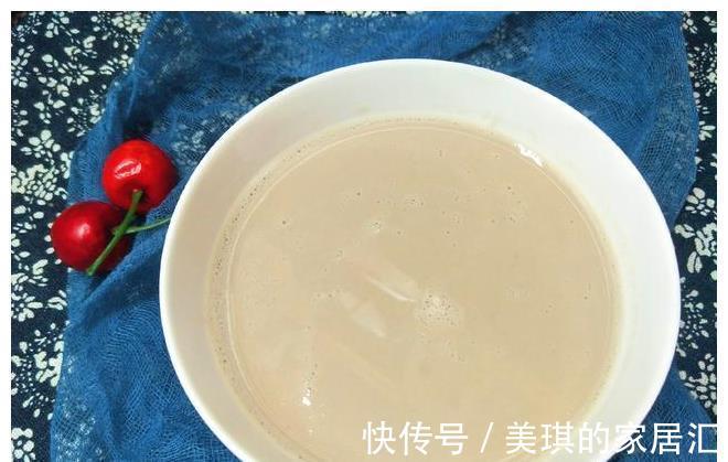 美味|破壁机食谱,3样食材放入破壁机,出锅香浓美味,秋天特别适合喝