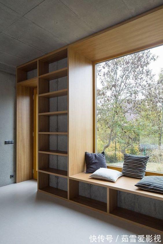 榻榻米床|越来越多人飘窗都不空着了,多打2排1米7高衣柜,多造2㎡储物
