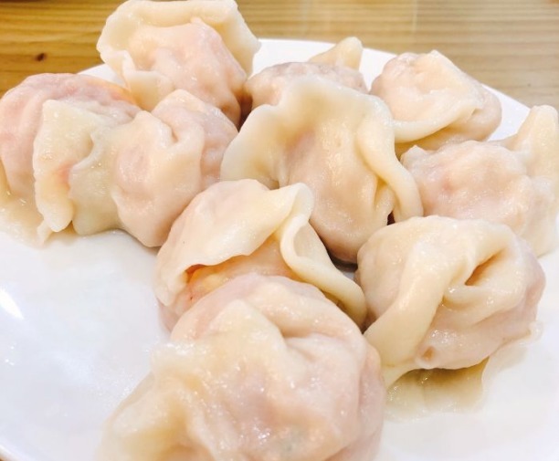 夏天包饺子,韭菜靠边站,用这个馅料比肉都香,鲜香美味,好吃