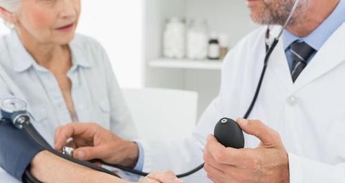 高血压患者|这个时间段是高血压的“魔鬼时间”,想稳住血压,做好3点就足够