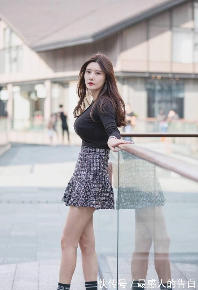 长版 束腰贴身的瑜伽裤,兼顾美感与舒适度,超级吸睛!