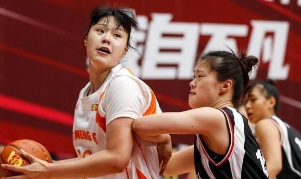 江苏队|19投13中狂轰31分19板!李月汝还没尽全力 谁能阻挡这巨无霸?