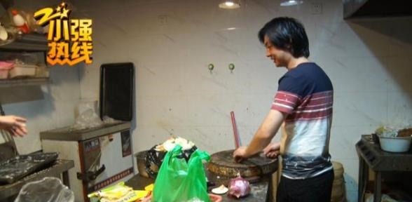 画面|女子收到外卖后发觉不对,冲进店家后厨画面不忍直视要吐了!