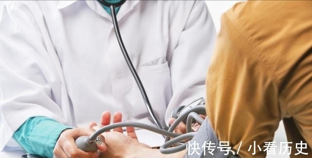 槲皮素|高血压“病因”找到了,医生:一旦出现5种“异常”,警惕脑梗!