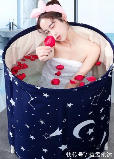 幸福感|建议大家,无论多穷都要给卫生间添3件神器,洗澡时能提升幸福感