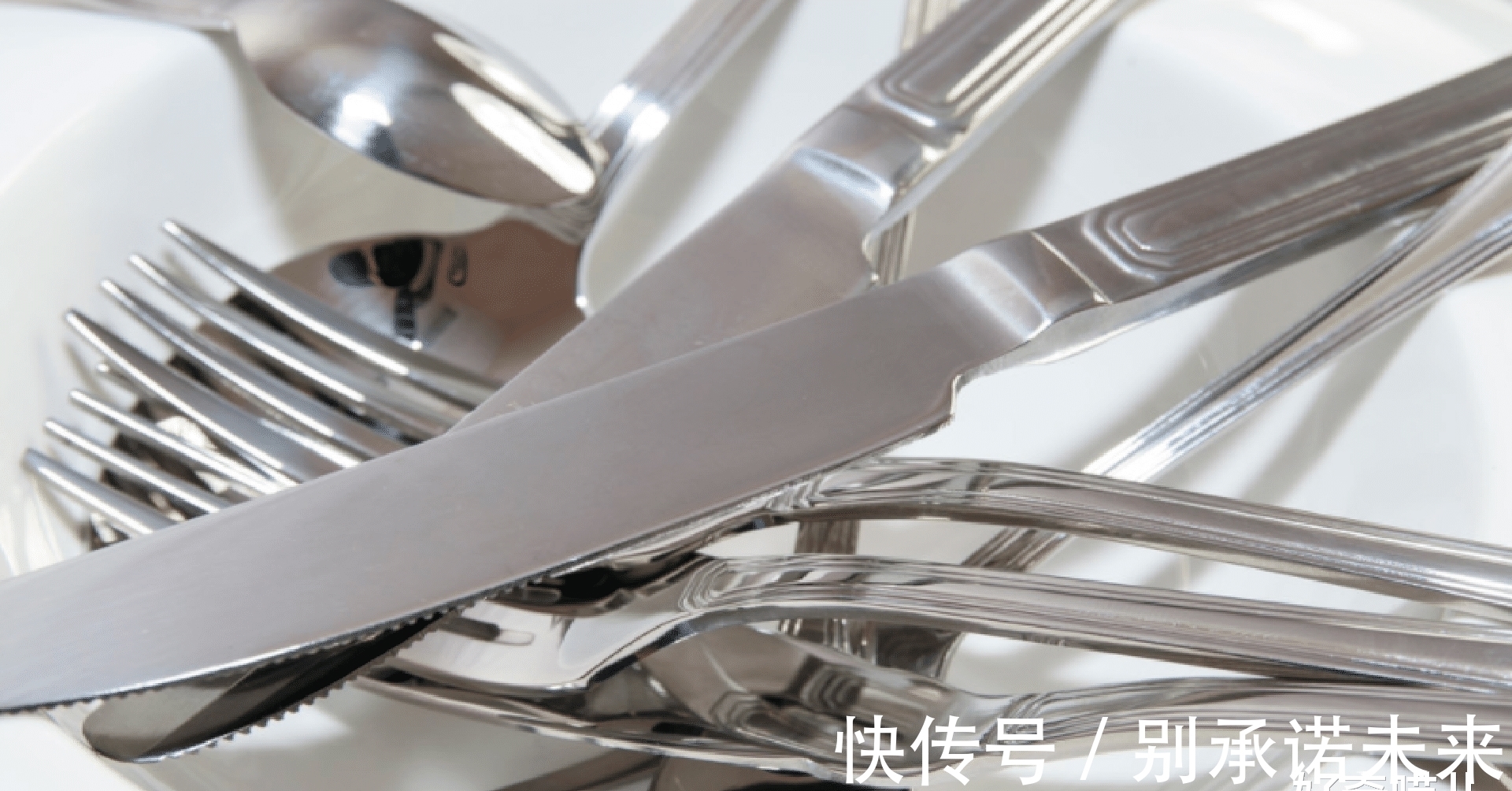 马铃薯|千万不要再微波炉里加热这几种食物，加热后的菠菜马铃薯毒性大发！