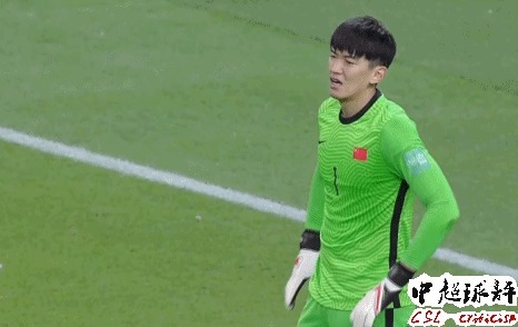 中国男足|打服了!国足被澳大利亚全面压制:李铁最后时刻罕见失望摇头!
