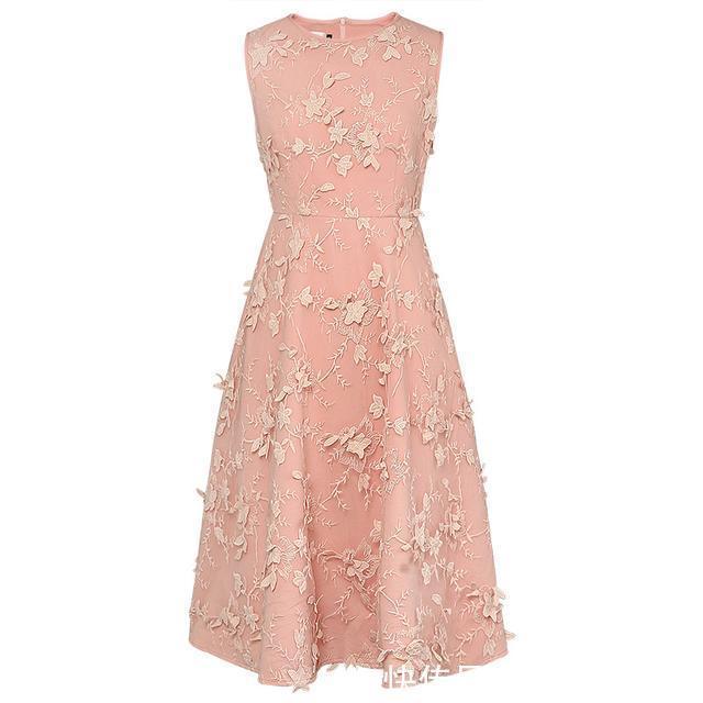 收腰 时尚裙装 ,让你瞬变时尚达人范,艳压群芳