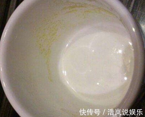 小苏打|过年大扫除,杯子有异味如何清洗教你3招清洗杯子,干净又卫生