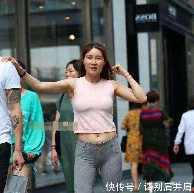 打底裤 舒适服帖的打底裤穿搭简约不失潮流感,展示傲娇的体态,都市韵味!