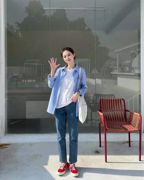 女人怎么搭配衣服漂亮气质