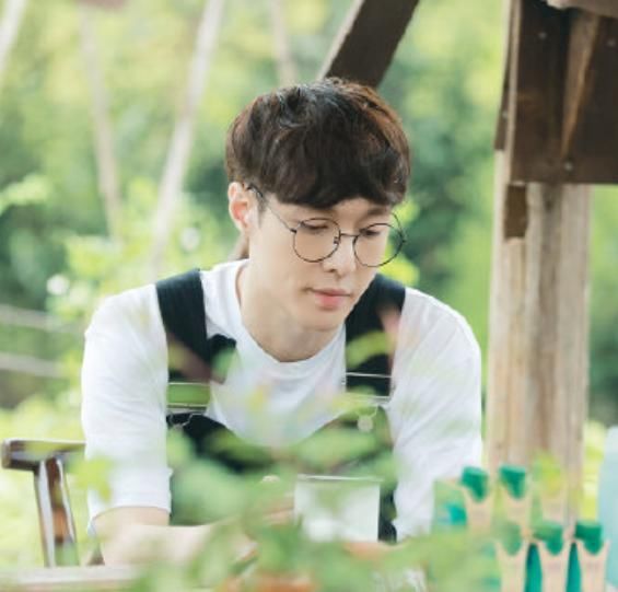 向往的生活|《快本》最新预告，和《向往的生活》梦幻联动，收视负负得正？