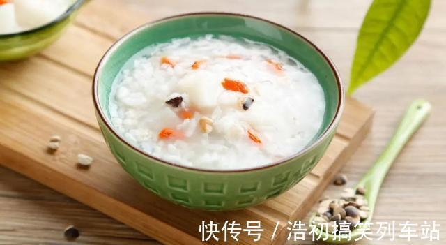 血脂值|血脂高不高,双腿先知道,当腿部出现这4种症状时,需要引起重视