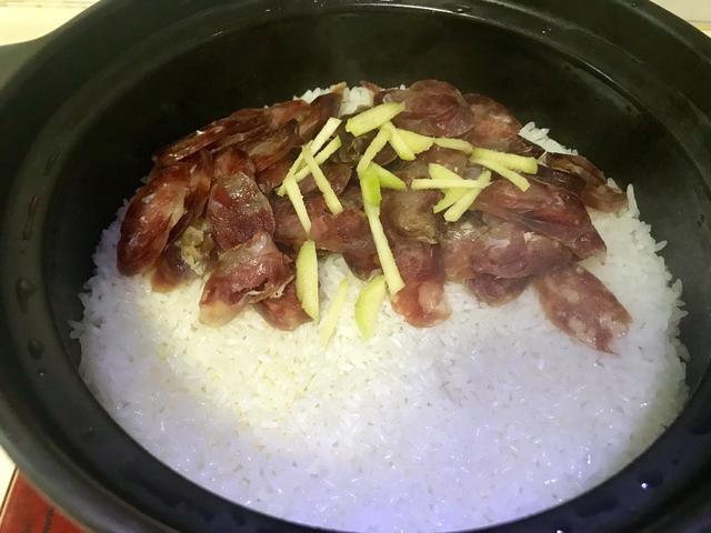 经典广式煲仔饭,上班族的小快餐,一锅出超省事