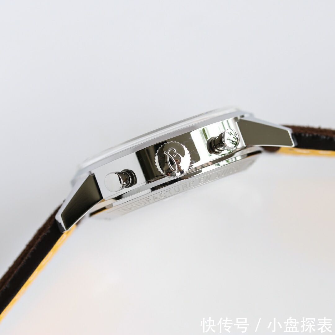 百年灵|GF百年灵Top Time系列腕表别具一格，融荟非凡设计。