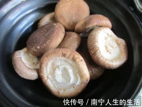 大鱼大肉|快过年了，学会这菜蒸蒸就上桌，比大鱼大肉受欢迎，年夜饭露一手