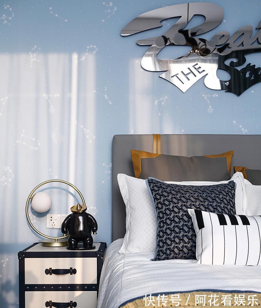 空间感|他花了9万,将135㎡的旧房,改造成中式风,入户第一眼被美到了