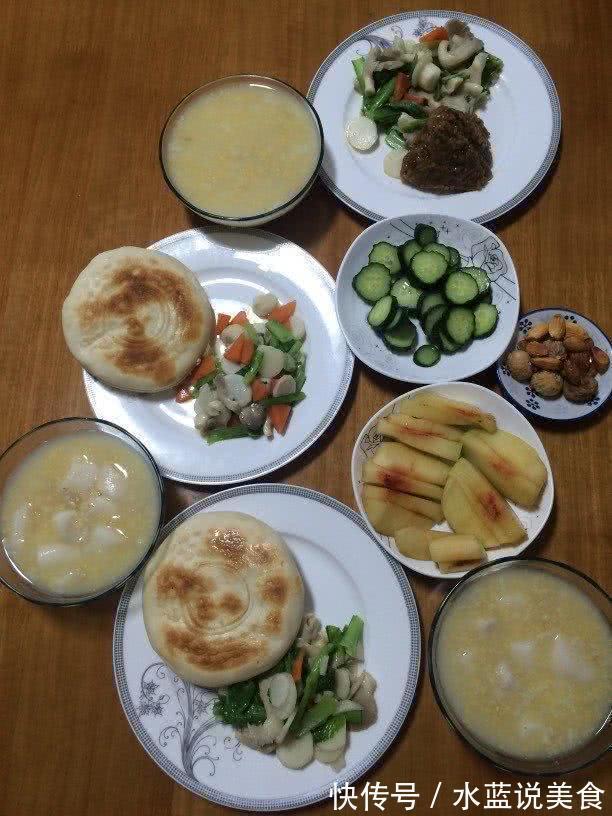婆婆做的早餐每天不重样，粗粮蔬菜和鸡蛋，比别人的午餐还丰盛