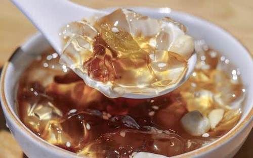  我们国人“吃到腻”的美食，在外国却成为奢侈品，起名雨滴蛋糕