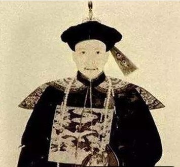 大贪官#中国第一“大贪官”和珅的书法,让很多书法家都服气