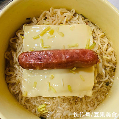 泡面|微波炉神仙美味泡面