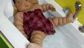 |搞笑GIF段子:姑娘你说实话 你这手速究竟是怎么炼成的