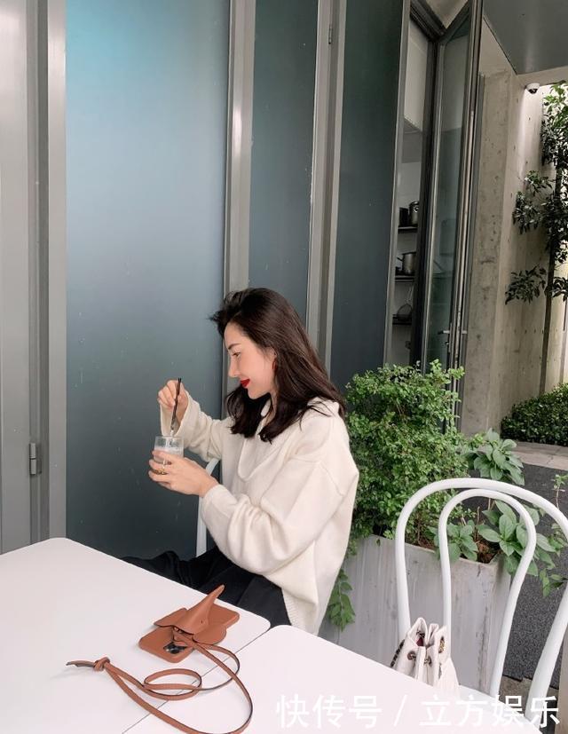 重拾|和平共处？董花花晒游玩照重拾阔太生活，张大奕忙于事业停止内涵