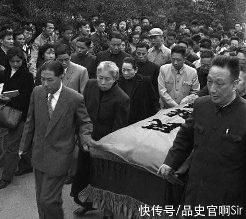 钱均夫!鲁迅去世后,许广平停了朱安的生活费,朱安无奈说了一句著名怨言