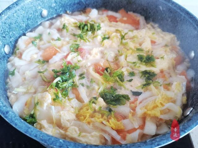 老两口的早餐，只因提前有了准备，不慌不忙地吃上丰盛的早餐